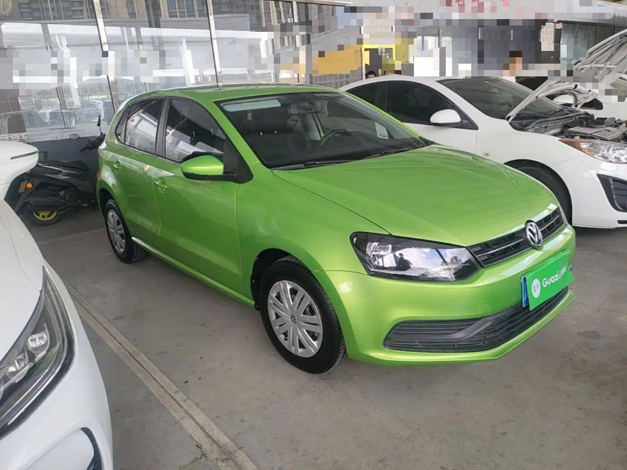 Volkswagen Polo 2016 1.4L Automatic Trendy Model — миниатюра 3