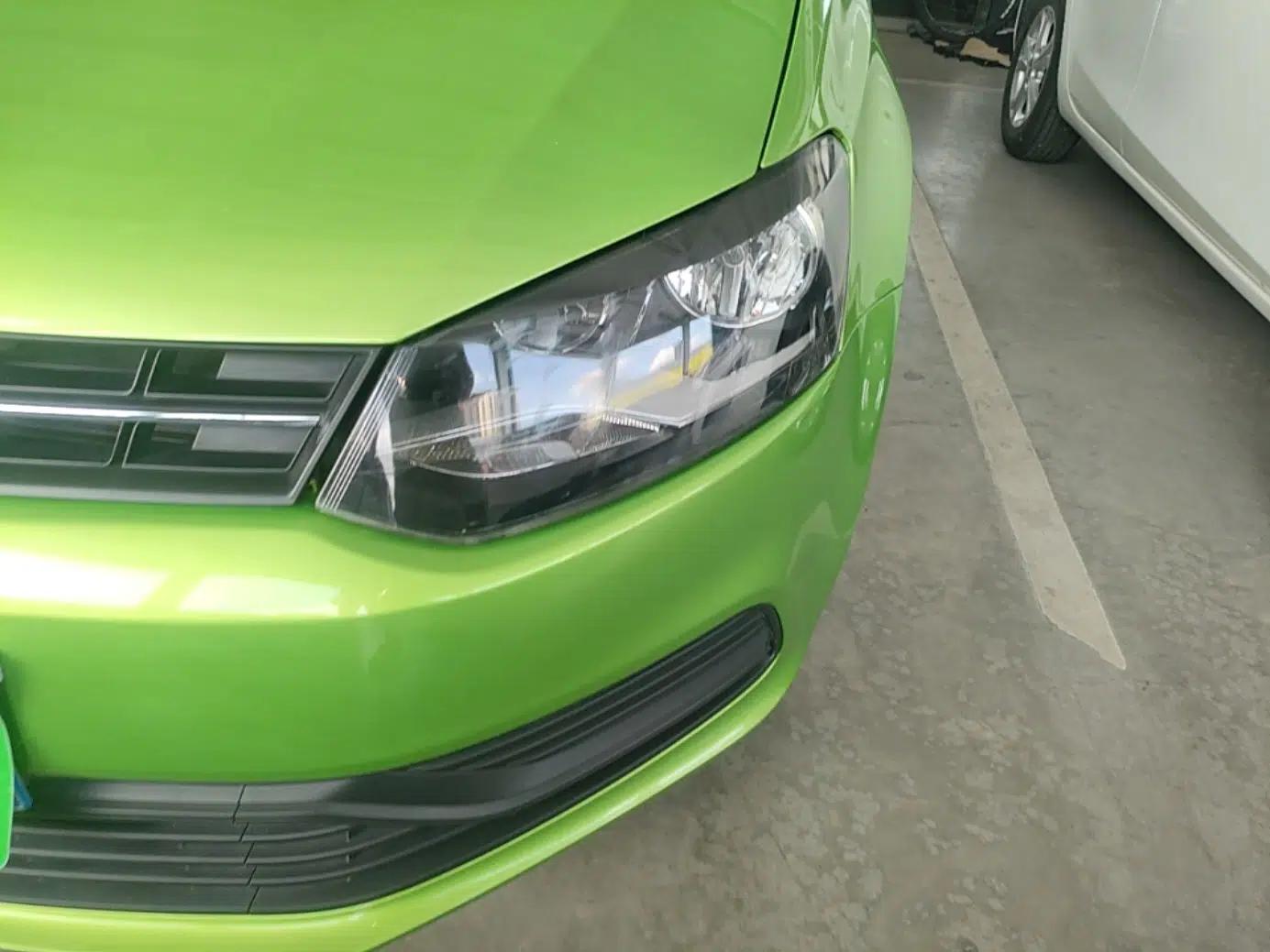Volkswagen Polo 2016 1.4L Automatic Trendy Model — миниатюра 8