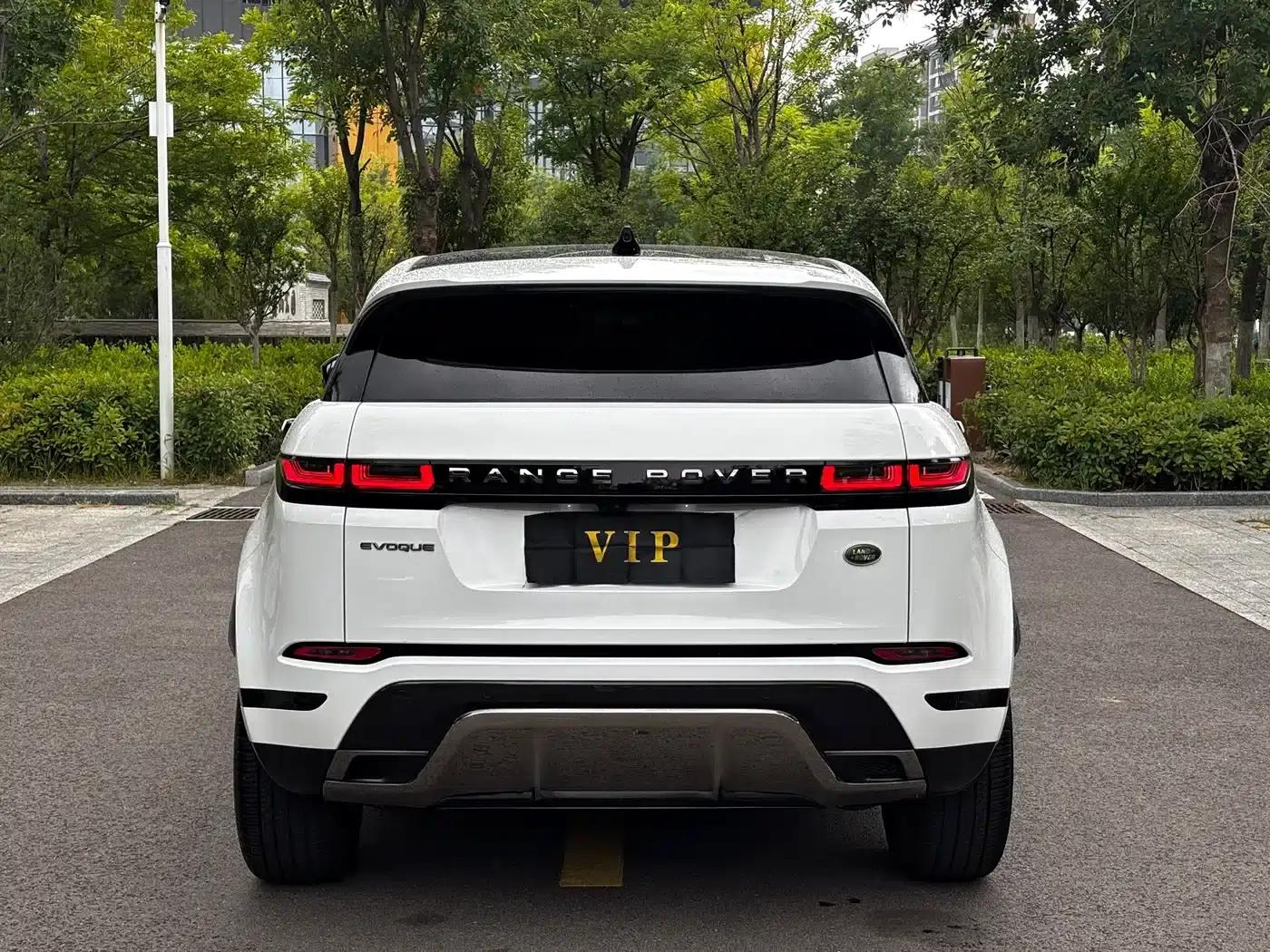 Range Rover Evoque 2022 Model, Evoque L 249PS R-Dynamic Luxury Edition — миниатюра 8