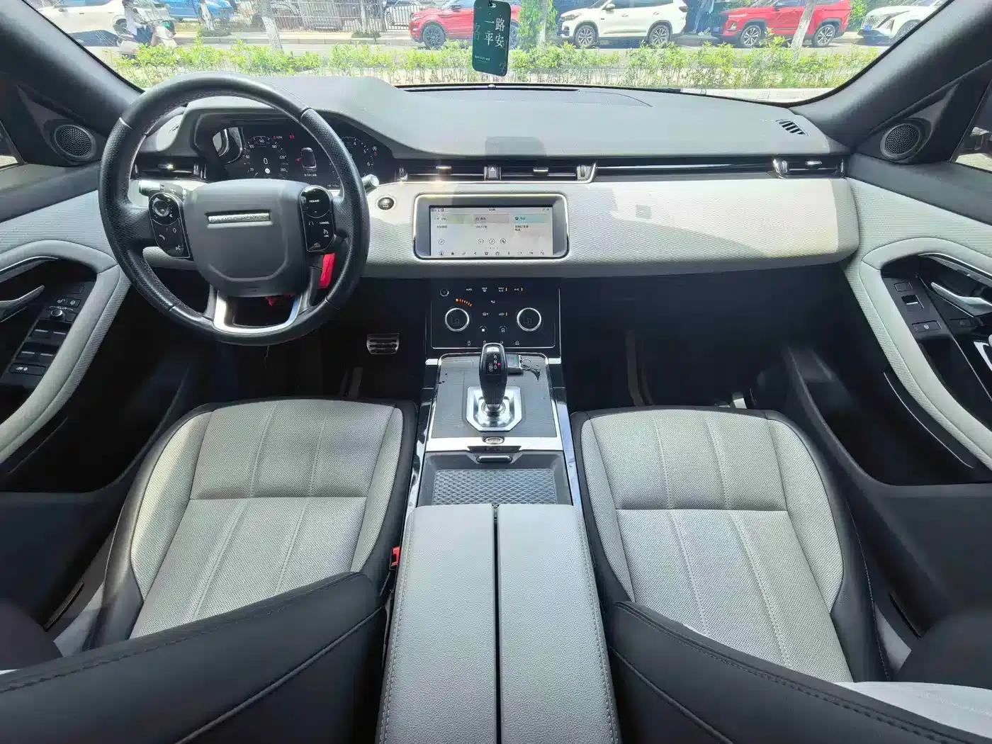 Range Rover Evoque 2020 249PS R-DYNAMIC S Sport Edition — миниатюра 4