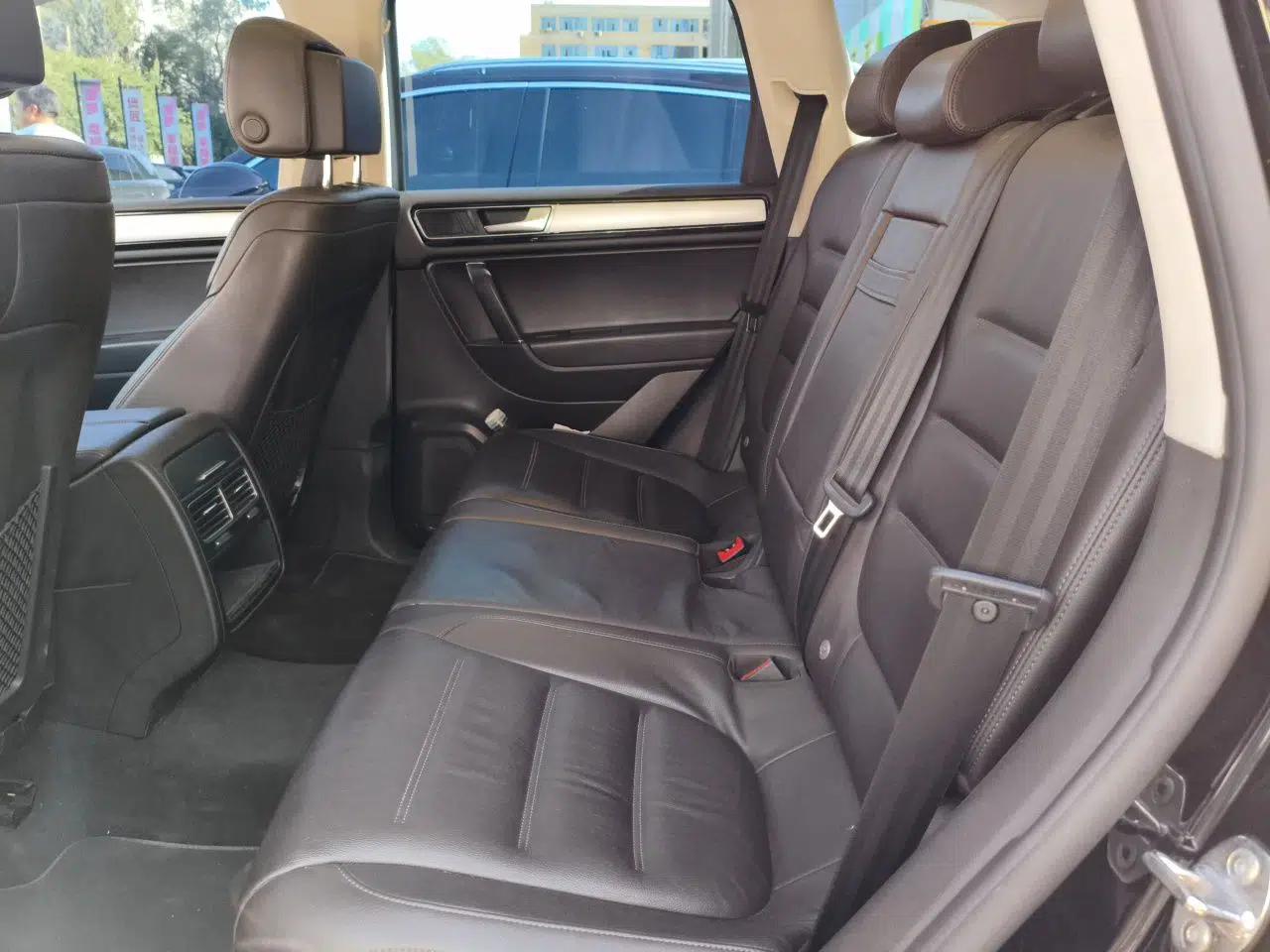 Volkswagen Touareg 2017 3.0 TSI Yuyue Model — миниатюра 17