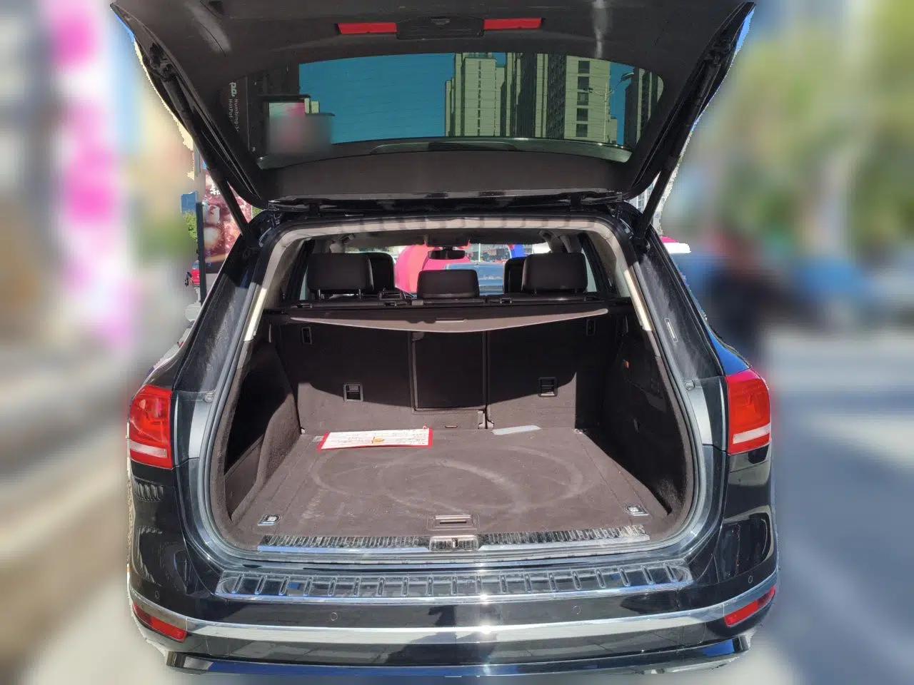 Volkswagen Touareg 2017 3.0 TSI Yuyue Model — миниатюра 19
