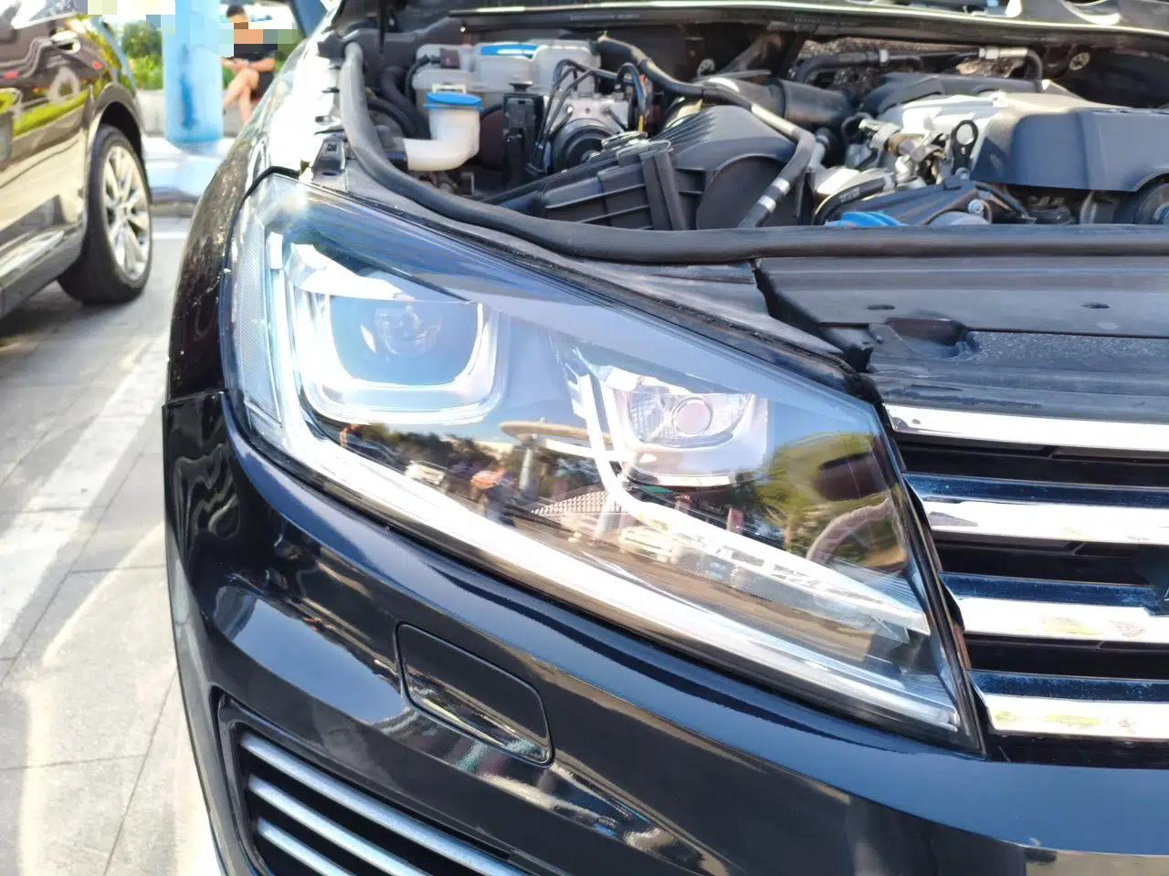 Volkswagen Touareg 2017 3.0 TSI Yuyue Model — миниатюра 7