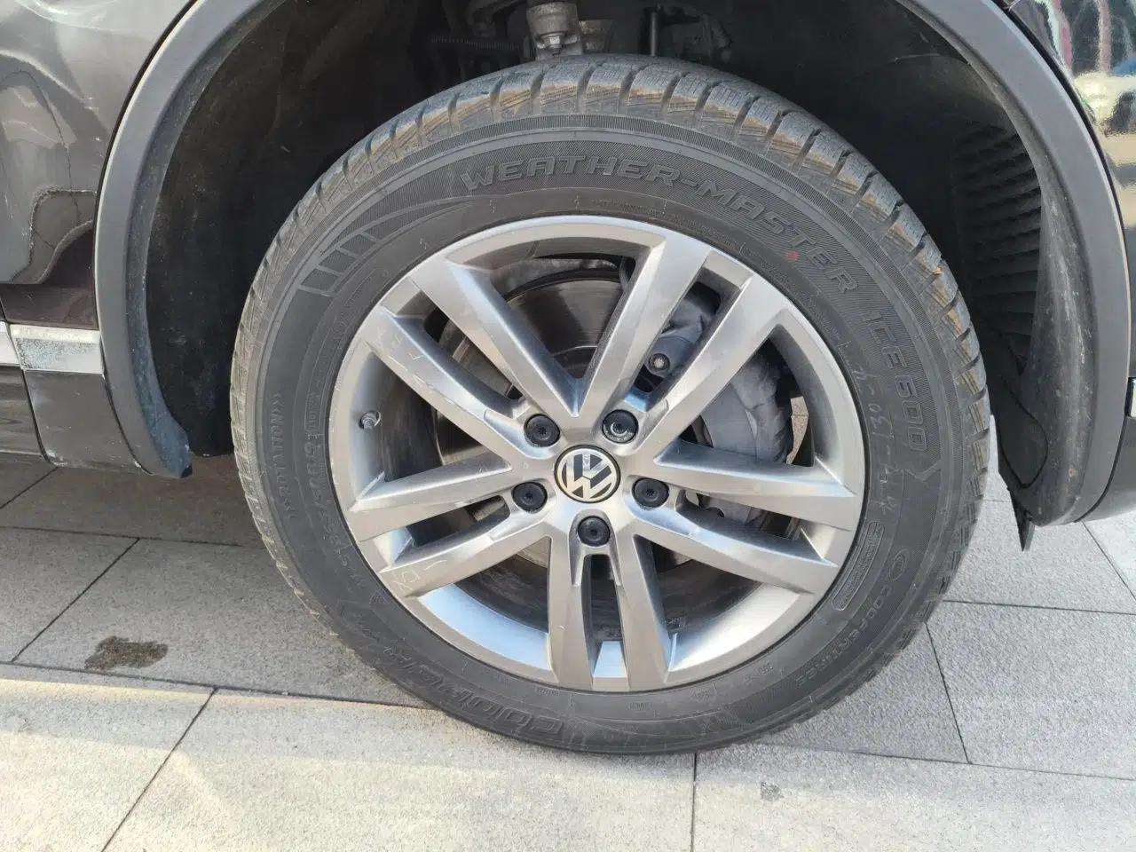 Volkswagen Touareg 2017 3.0 TSI Yuyue Model — миниатюра 8