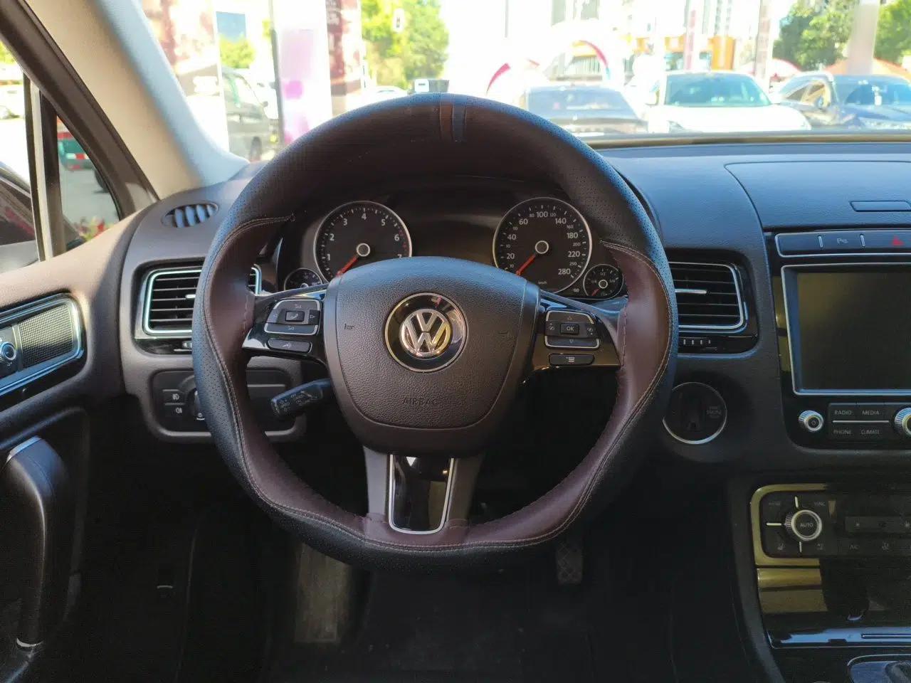 Volkswagen Touareg 2017 3.0 TSI Yuyue Model — миниатюра 10