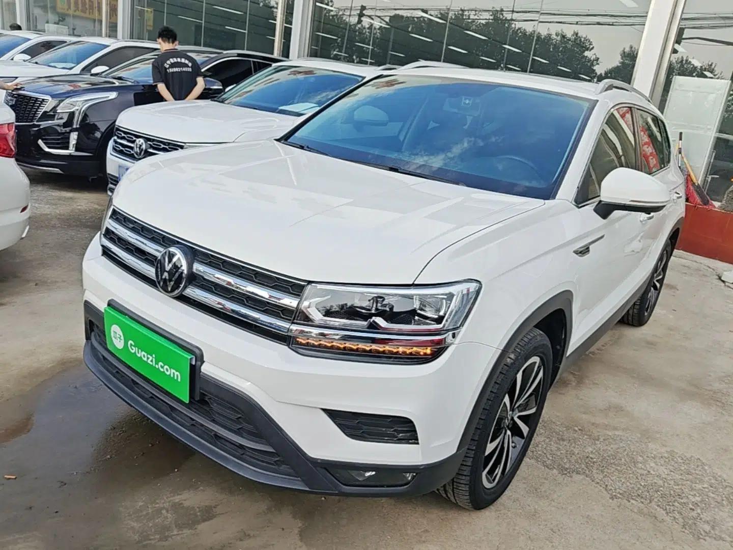 Volkswagen Tharu 2022 280TSI Two-Wheel-Drive Luxury Edition — миниатюра 1
