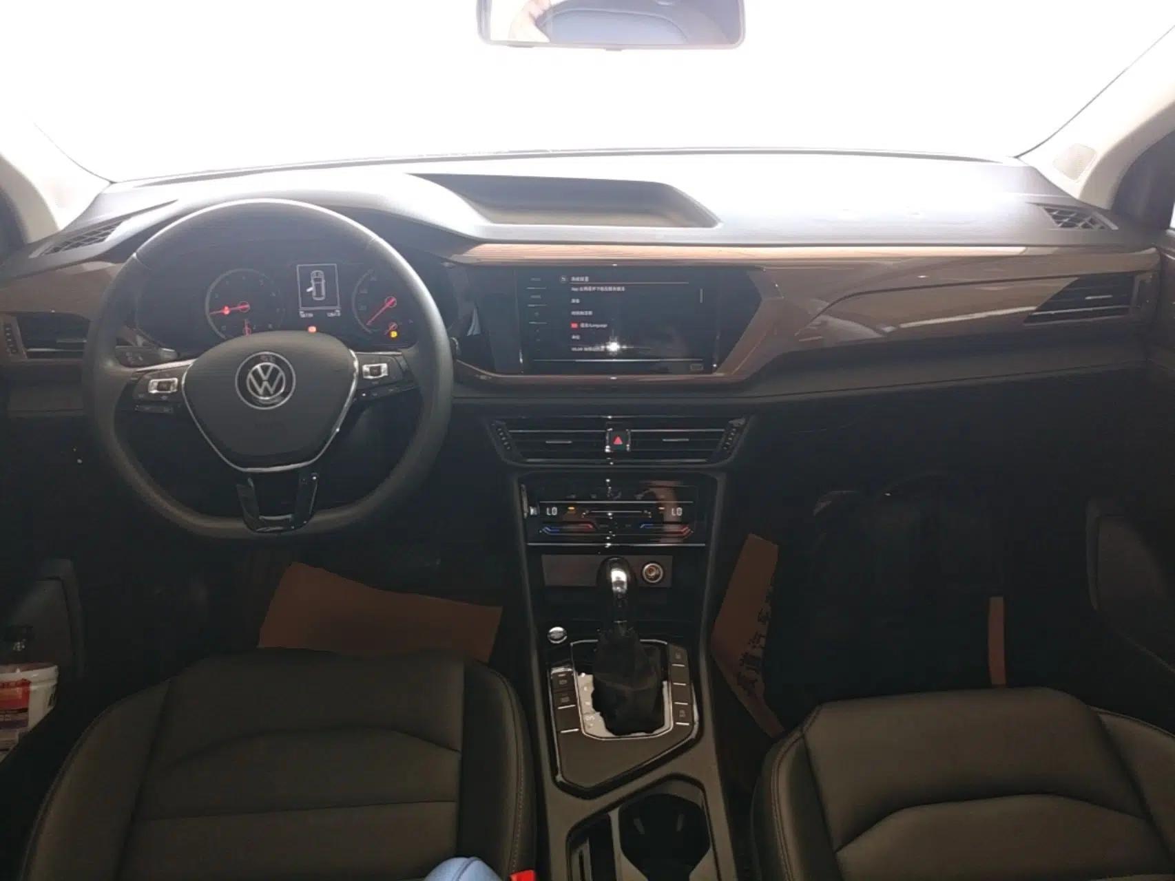 Volkswagen Tharu 2021 280TSI Two-Wheel Drive Comfort Edition — миниатюра 17