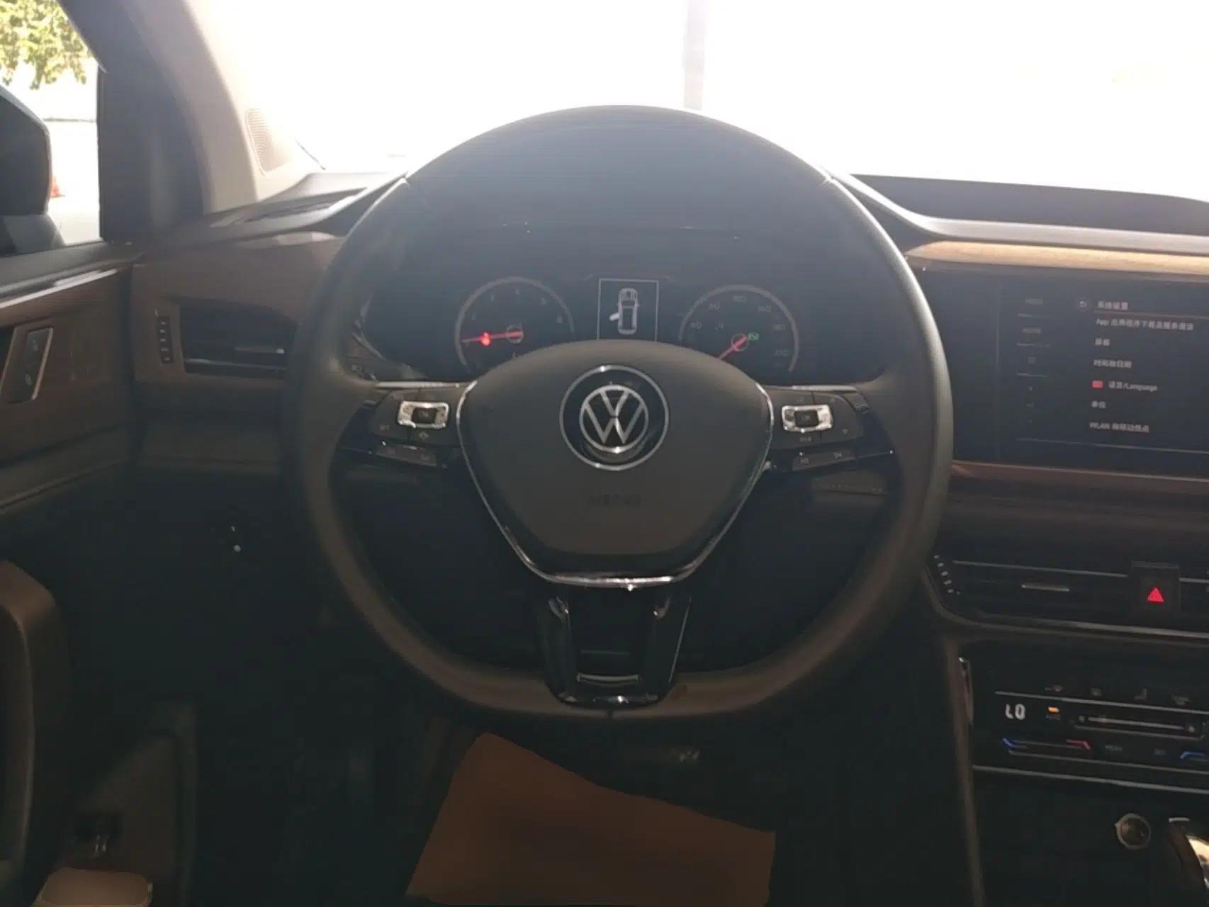 Volkswagen Tharu 2021 280TSI Two-Wheel Drive Comfort Edition — миниатюра 18