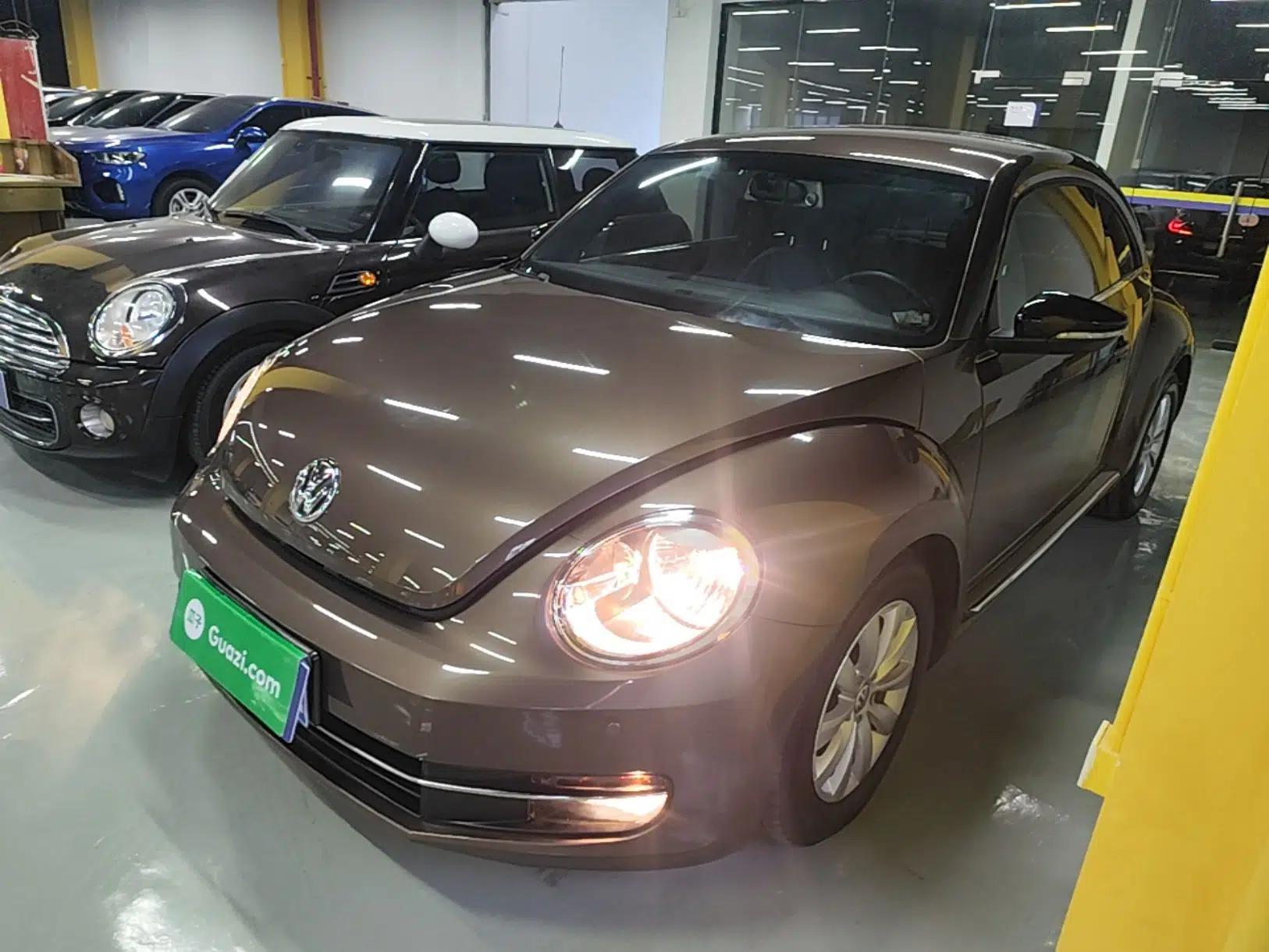 Volkswagen Beetle 2015 180TSI model — миниатюра 1