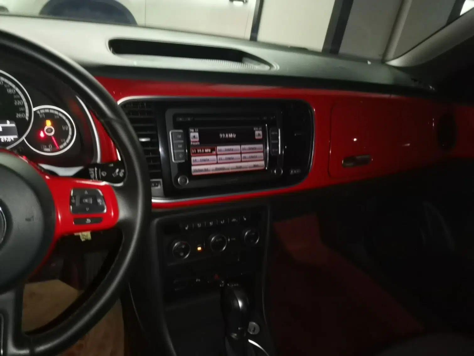 Volkswagen Beetle 2015 180TSI model — миниатюра 15