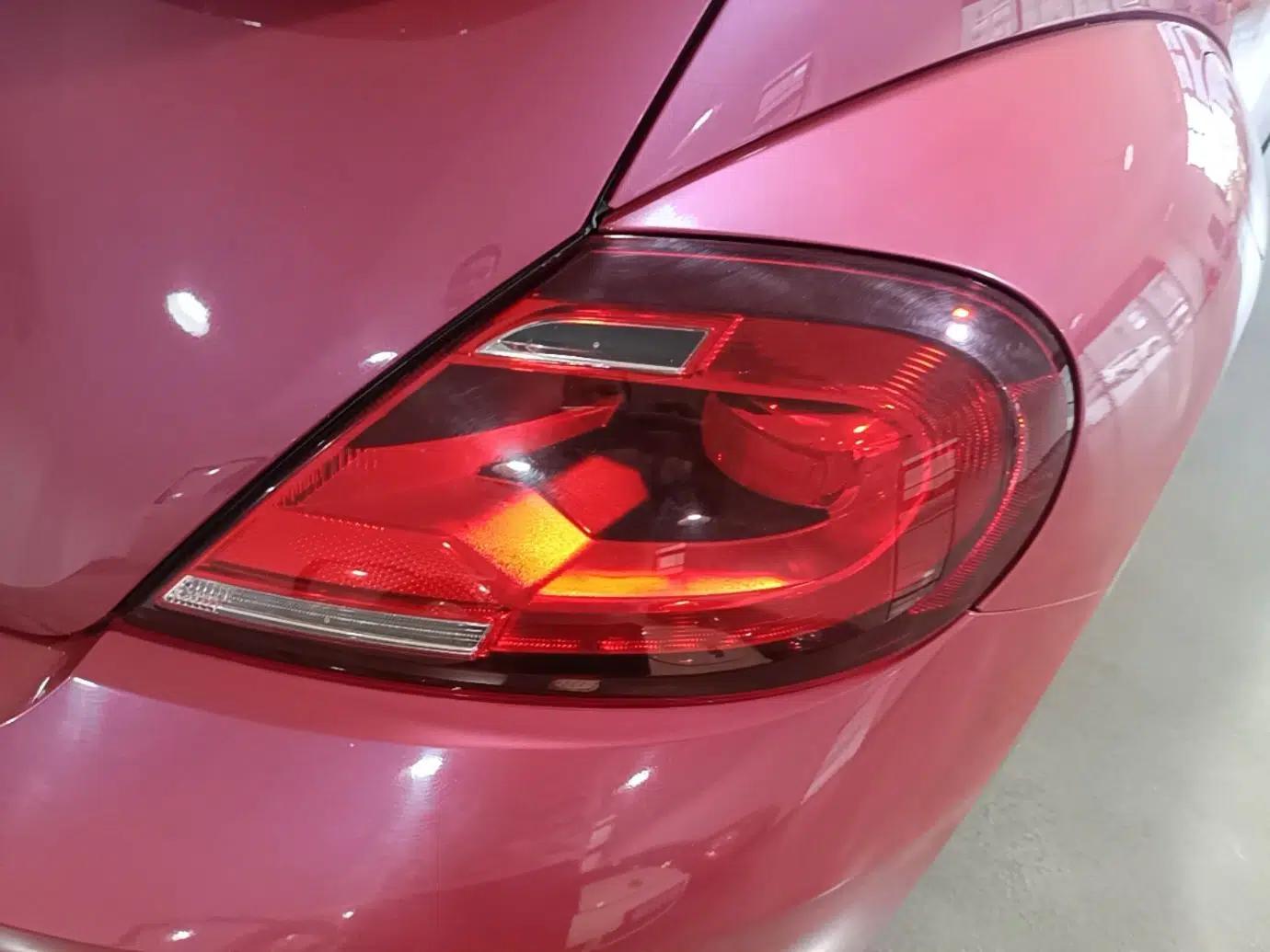 Volkswagen Beetle 2017 180TSI Pink Beauty Edition — миниатюра 14