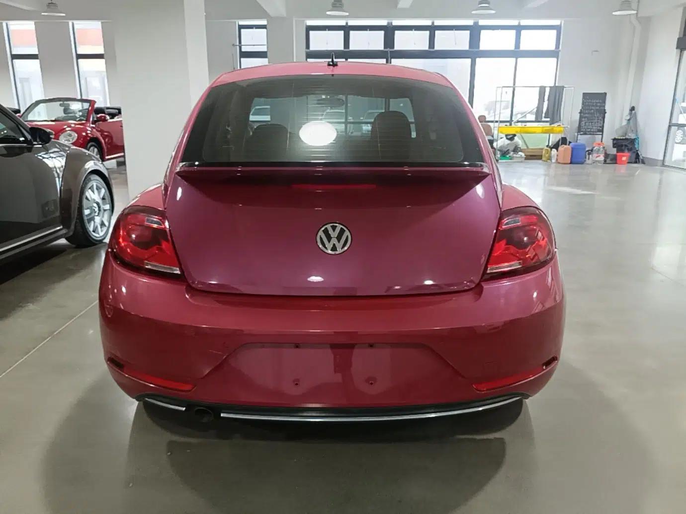 Volkswagen Beetle 2017 180TSI Pink Beauty Edition — миниатюра 5