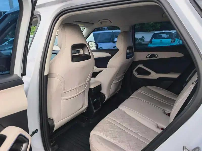 Yuan UP 2024 Model 401KM Vitality Edition — миниатюра 7