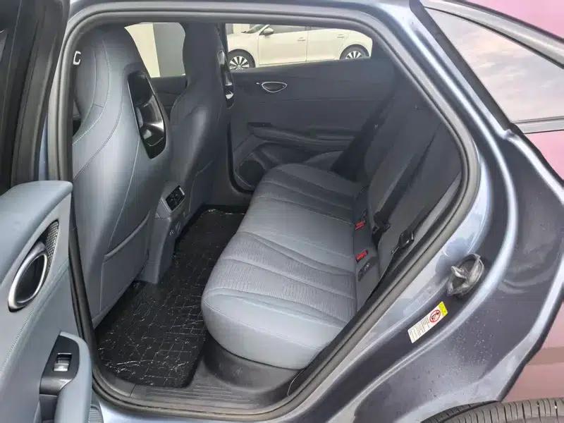 Seal 06GT 2025 Smart Drive Edition 505 2WD Wave Edition — миниатюра 9
