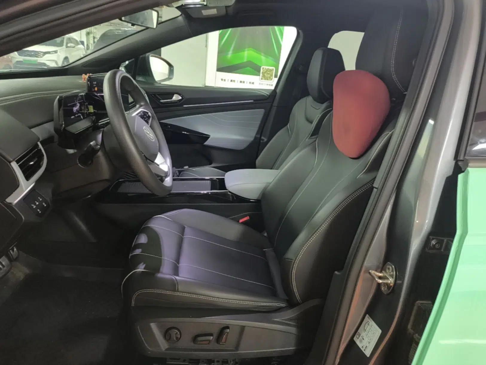 Volkswagen ID.4 X 2021 Pure+ Long-Range Edition — миниатюра 22