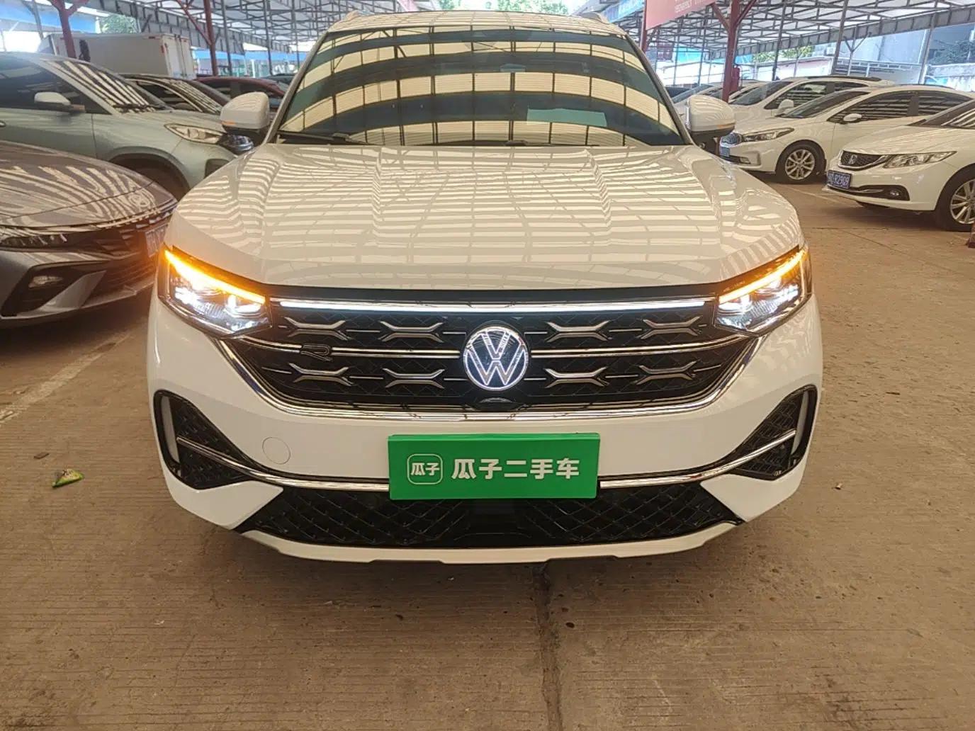 Volkswagen Tayron X 2023 330TSI Two-Wheel-Drive Prestige High-Energy Version — миниатюра 2