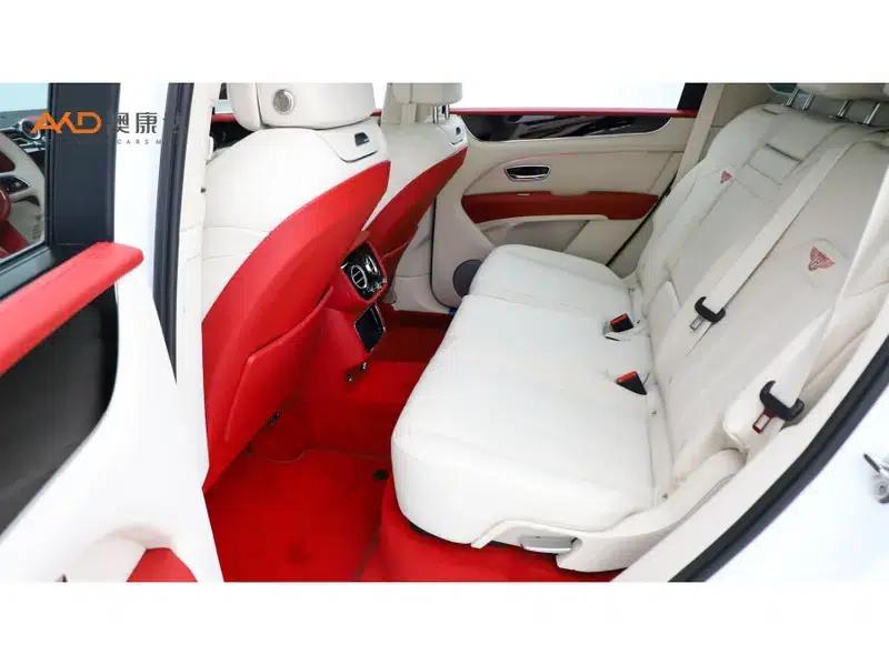 Bentayga 2022 4.0T V8 — миниатюра 9