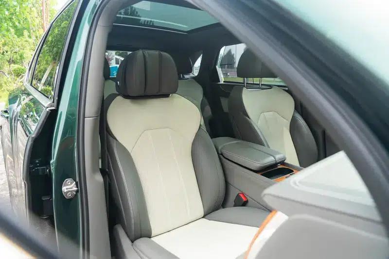Bentayga 2021 4.0T V8 — миниатюра 29