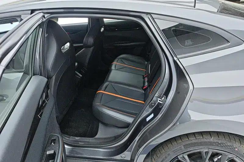 Changan UNI-V 2024 1.5T Premium Edition — миниатюра 15