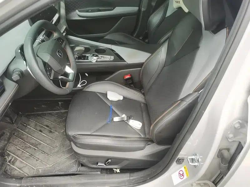 Changan UNI-V 2022 1.5T Premium Edition — миниатюра 10
