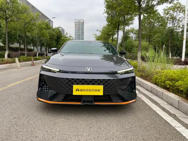Changan UNI-V 2024 1.5T Premium Edition — миниатюра 2