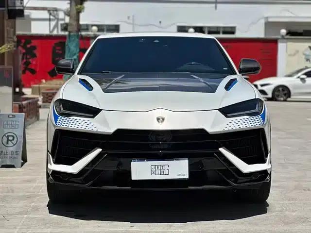 2018 Urus 4.0T V8