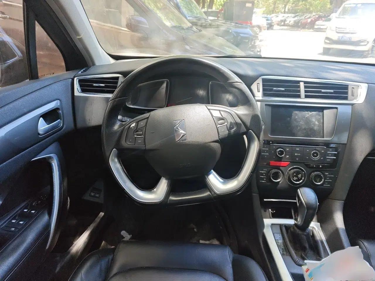 DS 6 2016 1.6T Luxury Edition THP160 — миниатюра 10