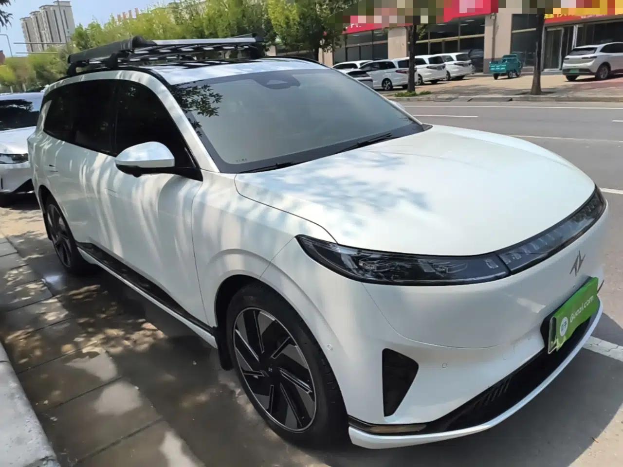 Dongfeng eπ eπ008 2024 636Max All-Electric Version 6 Seats — миниатюра 3
