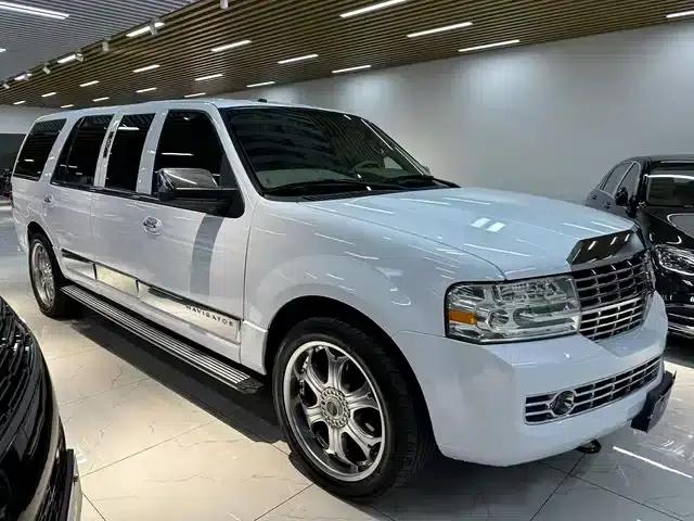 Navigator 2005 5.4L