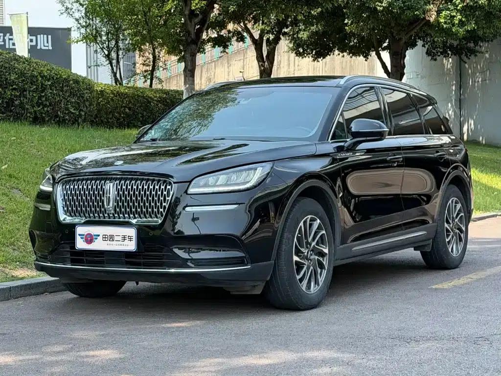 Adventurer 2022 2.0T 2WD Premium Edition — миниатюра 1