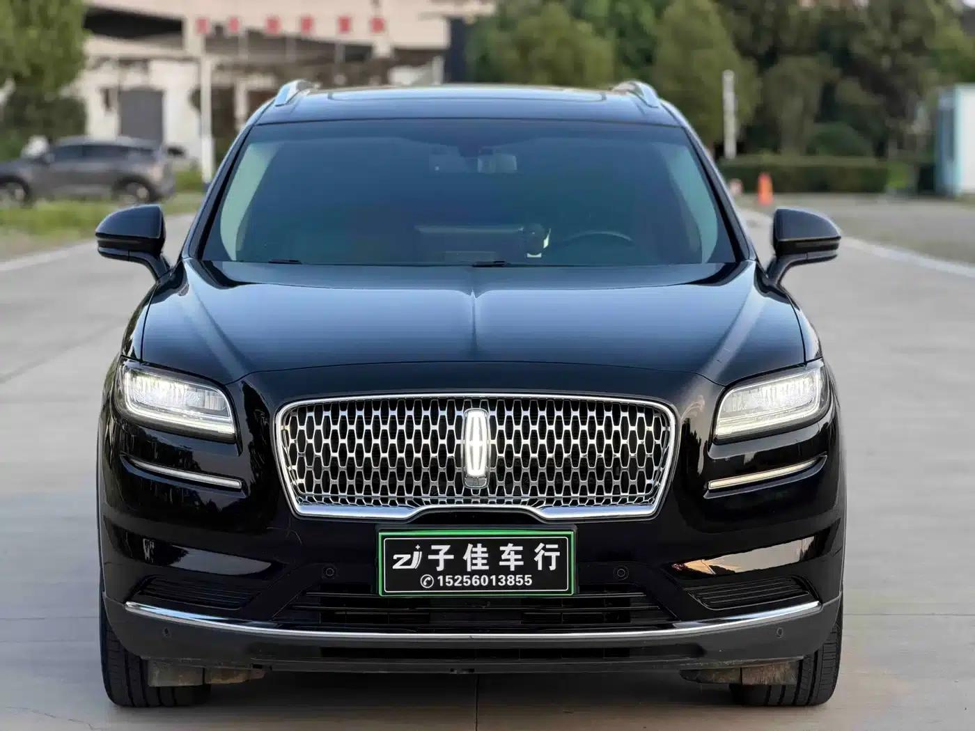 Navigator 2021 2.0T AWD Premium Edition — миниатюра 2
