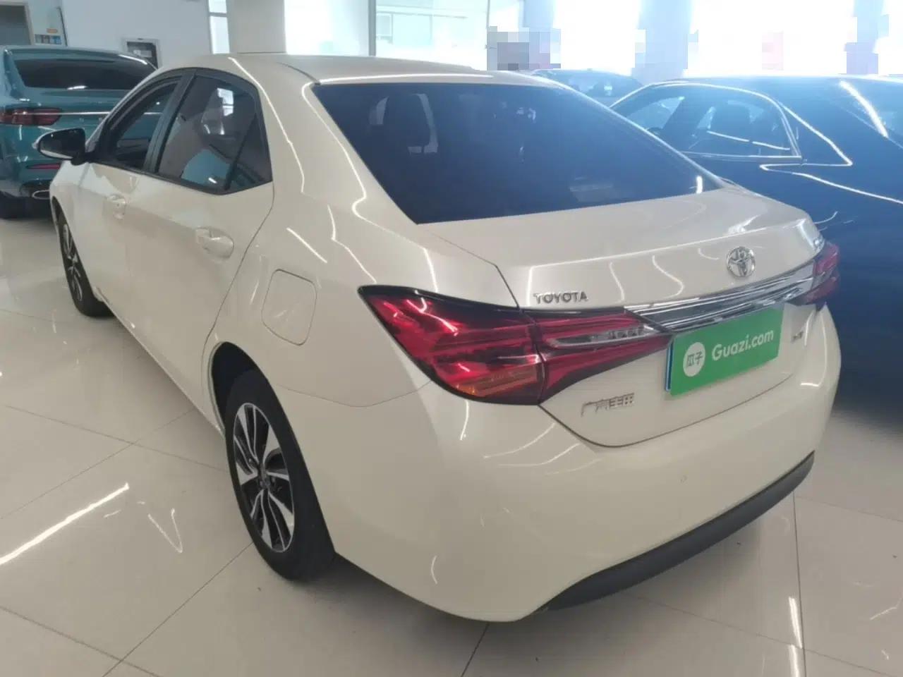 Toyota Levin 2018 185T CVT Luxury Edition China V Standard — миниатюра 12