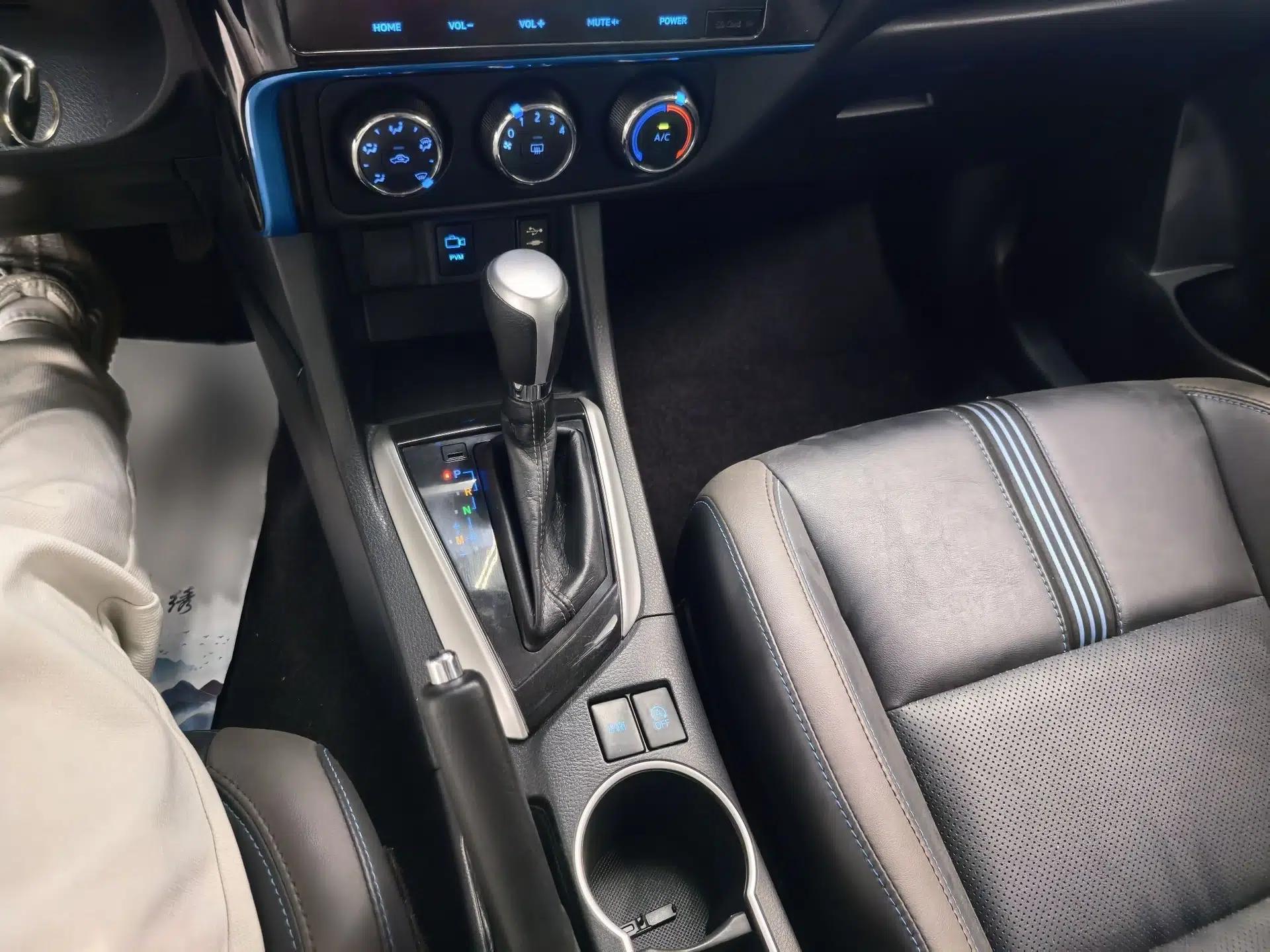 Toyota Levin 2018 185T CVT Luxury Edition China V Standard — миниатюра 36