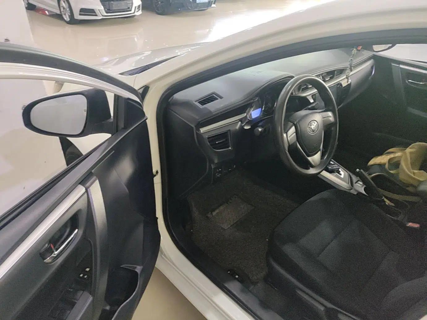 Toyota Levin 2017 1.2T G CVT Elite Edition — миниатюра 18