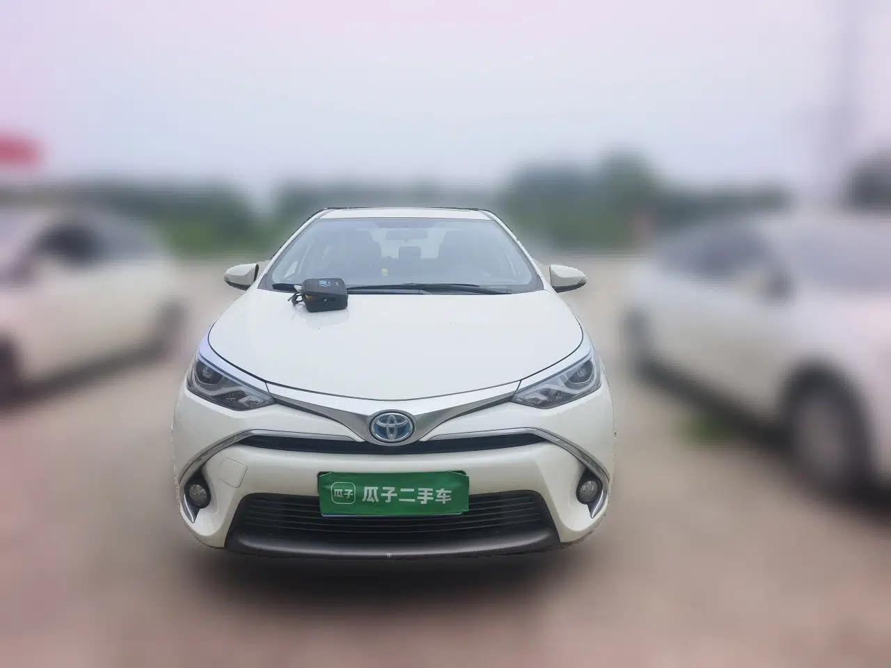Toyota Levin 2016 Dual-Engine 1.8H GS E-CVT Elite Model with Sunroof — миниатюра 2