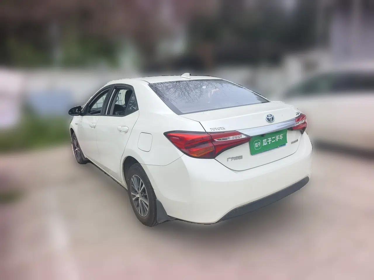 Toyota Levin 2016 Dual-Engine 1.8H GS E-CVT Elite Model with Sunroof — миниатюра 4