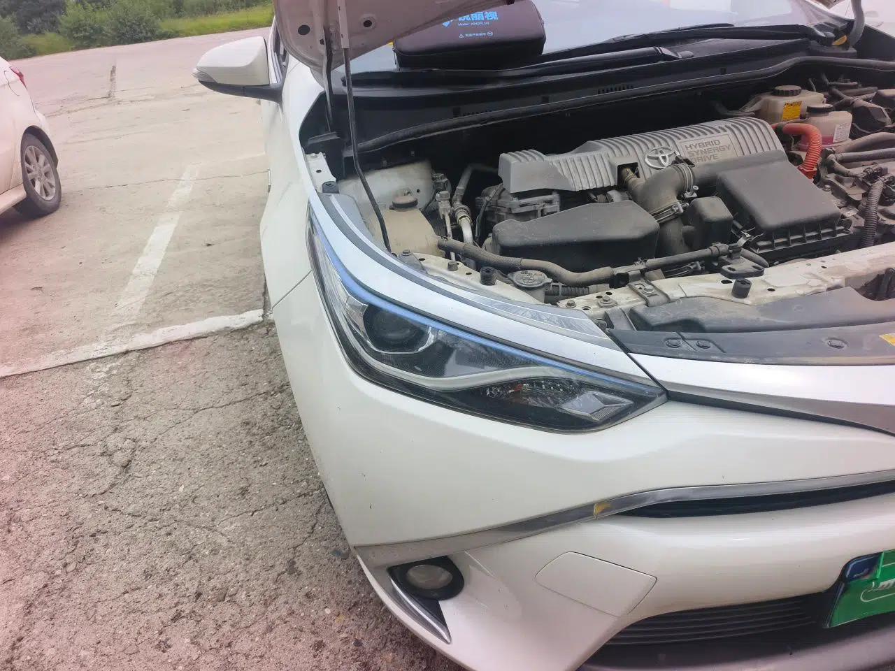 Toyota Levin 2016 Dual-Engine 1.8H GS E-CVT Elite Model with Sunroof — миниатюра 7