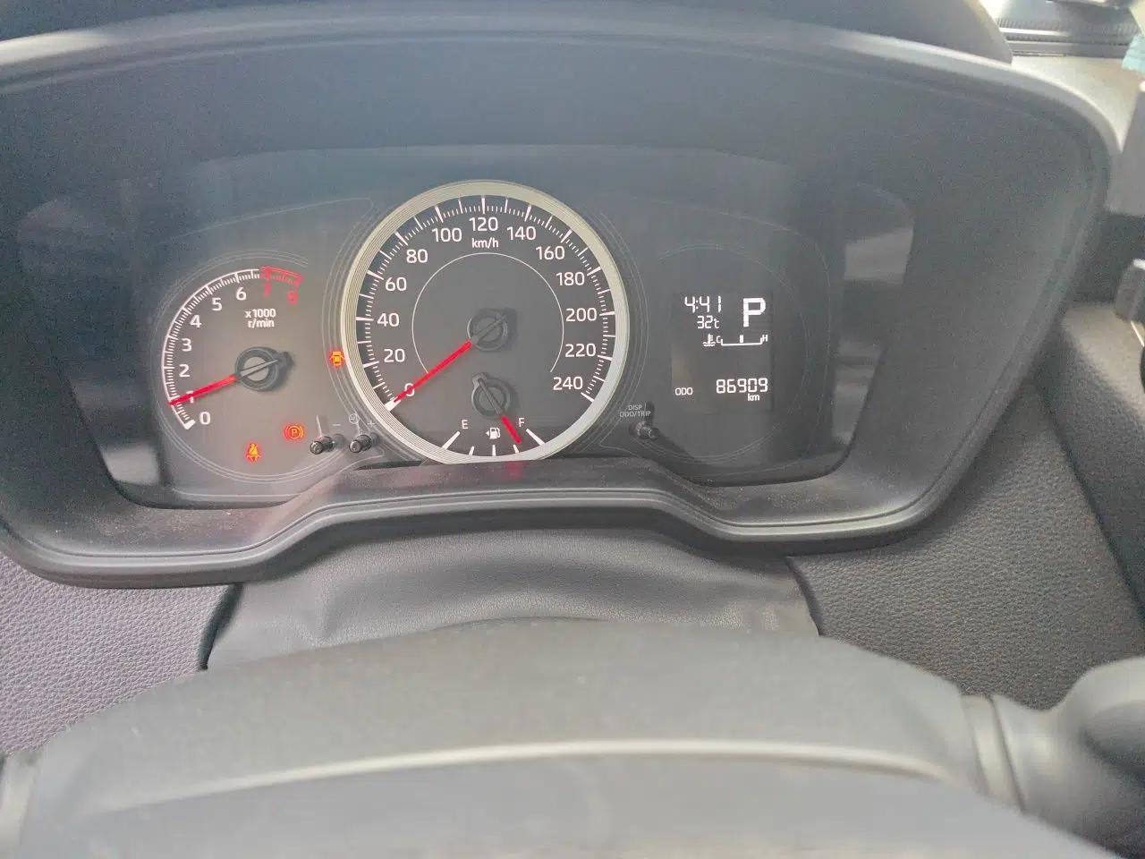Toyota Levin 2022 TNGA 1.5L CVT Progressive Edition — миниатюра 12