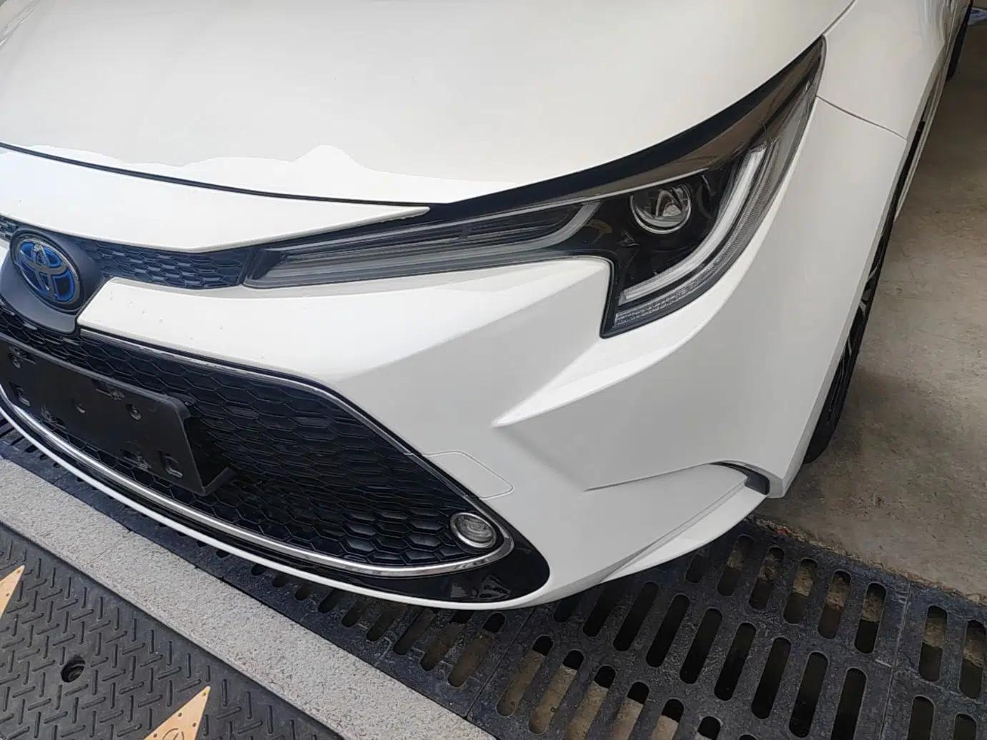 Toyota Levin 2019 Dual-Engine 1.8H E-CVT Sport Edition China VI Standard — миниатюра 8