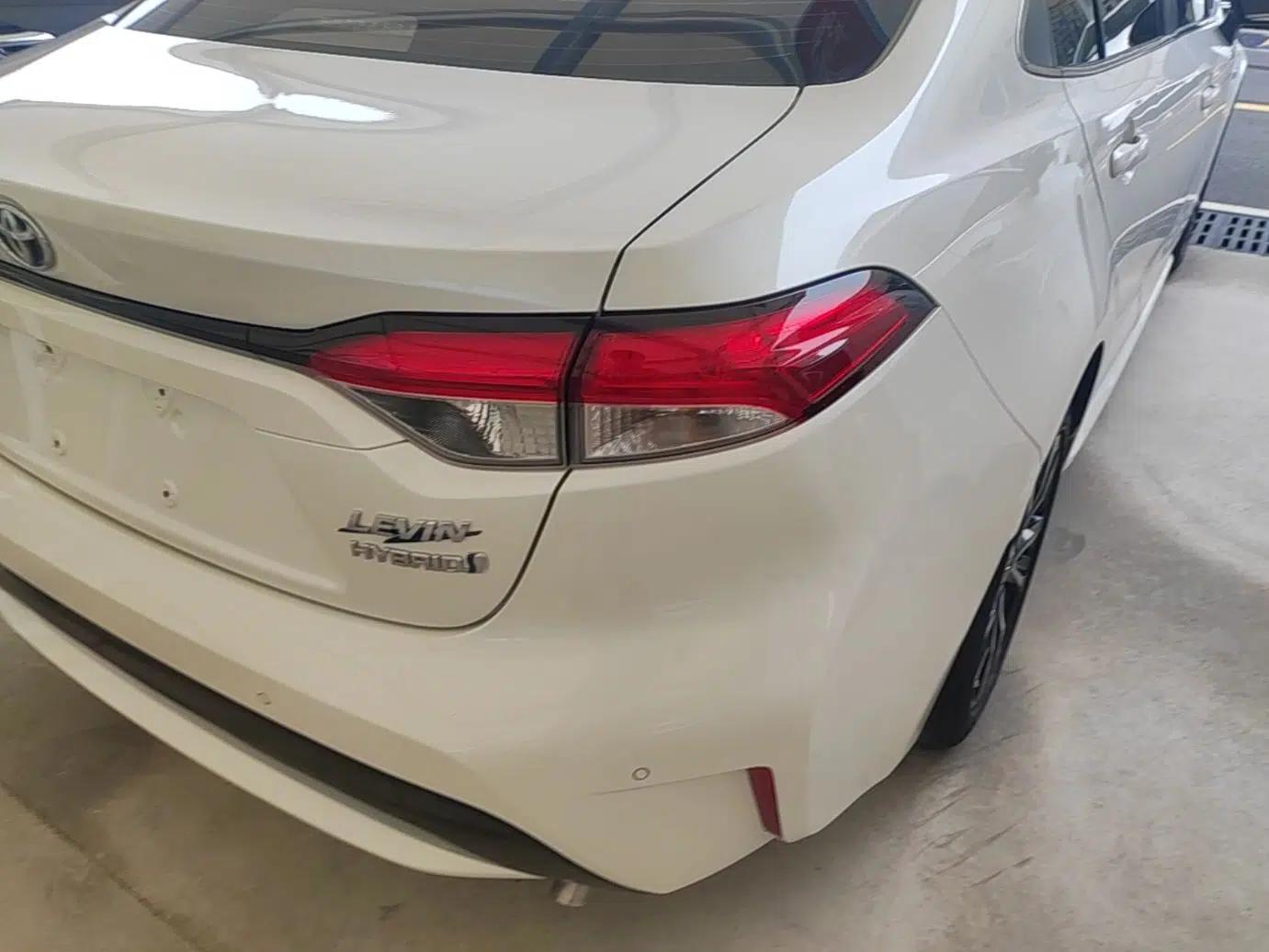 Toyota Levin 2019 Dual-Engine 1.8H E-CVT Sport Edition China VI Standard — миниатюра 9