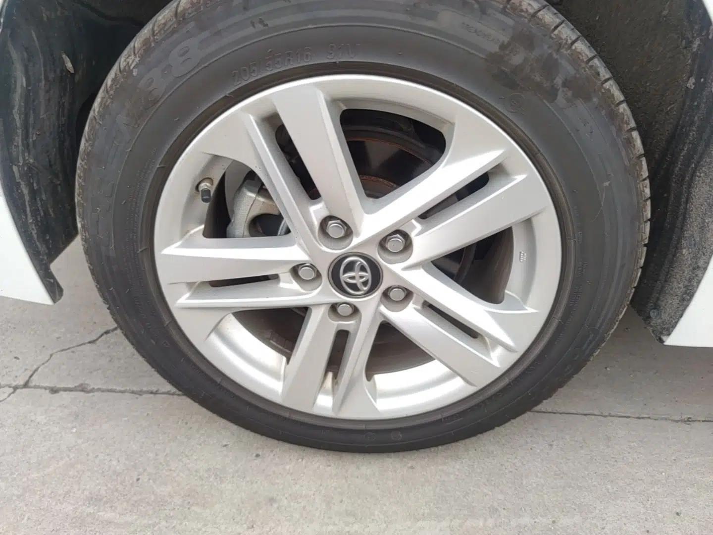 Toyota Levin 2021 185T CVT Luxury Edition — миниатюра 11