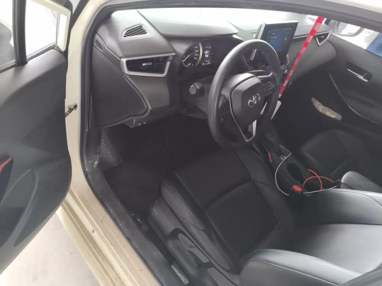 Toyota Levin 2023 185T CVT Sport Edition — миниатюра 16