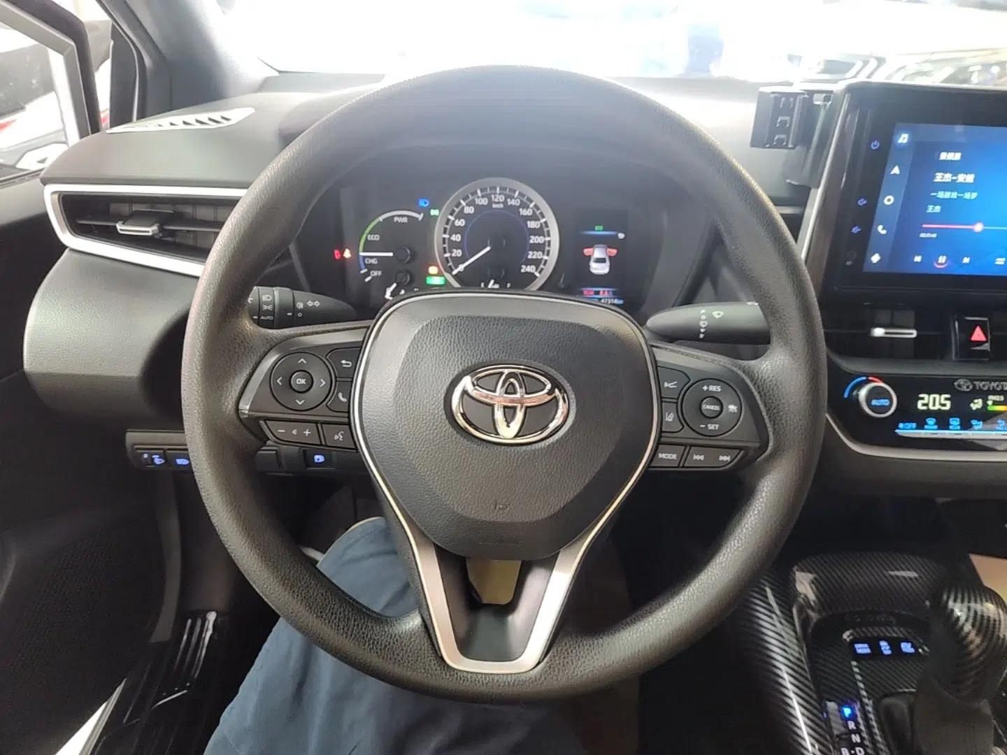 Toyota Levin 2022 Dual-Engine 1.8H E-CVT Luxury Edition — миниатюра 13
