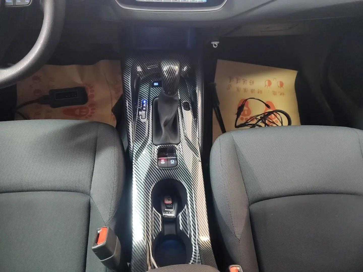 Toyota Levin 2022 Dual-Engine 1.8H E-CVT Luxury Edition — миниатюра 16