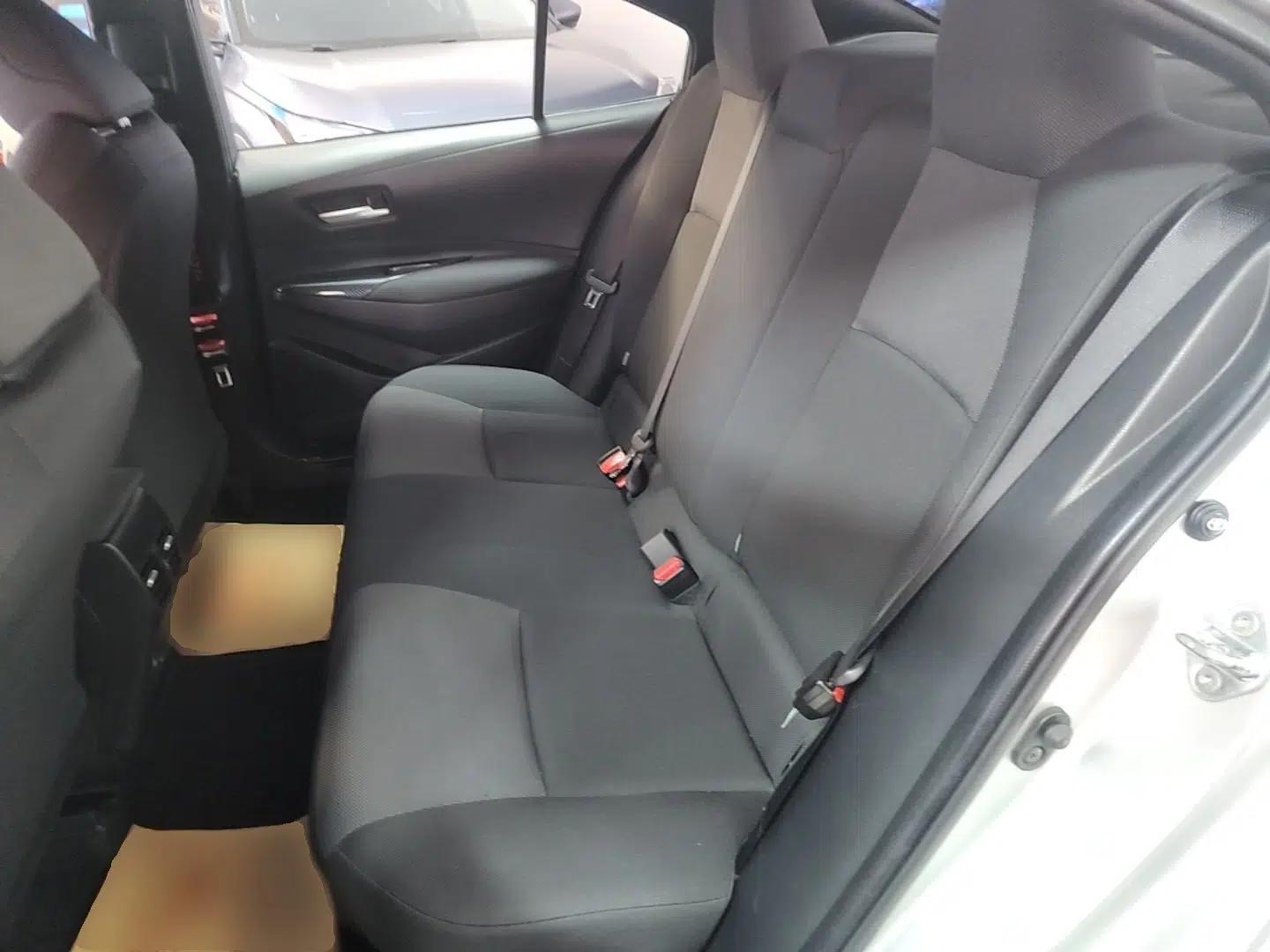 Toyota Levin 2022 Dual-Engine 1.8H E-CVT Luxury Edition — миниатюра 20