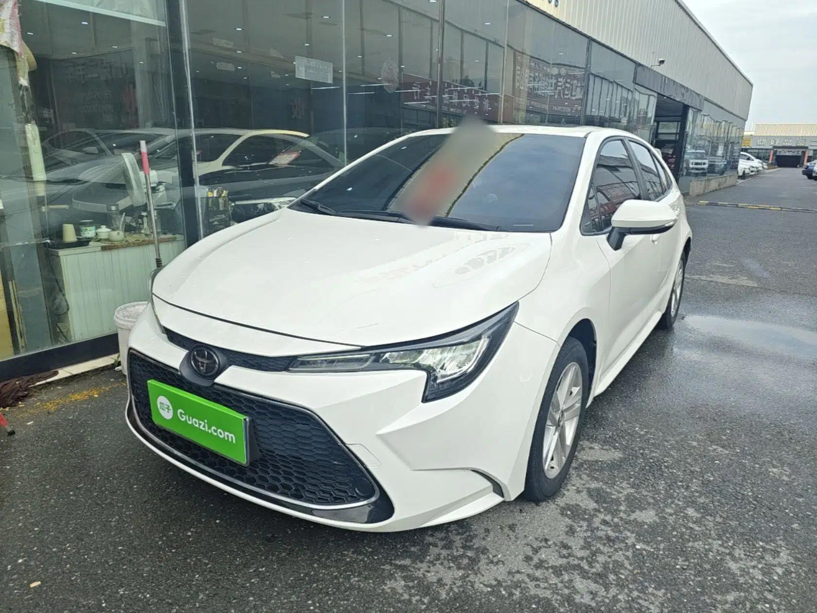 Toyota Levin 2022 185T CVT Luxury Edition — миниатюра 1