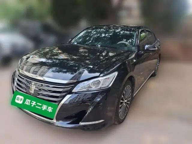 Toyota Crown 2018 2.0T Premium Edition