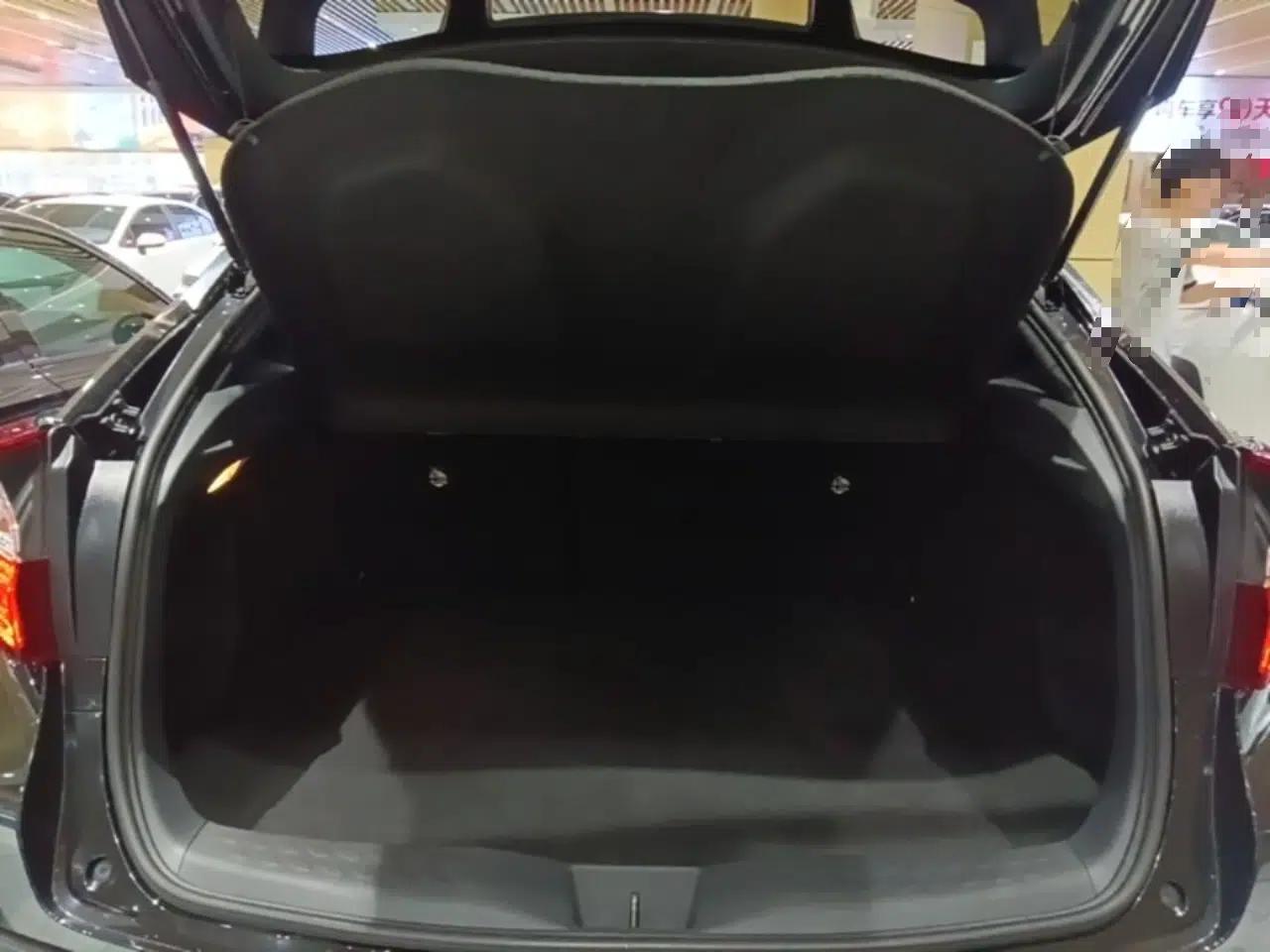 Toyota IZOA 2020 2.0L Enjoy Edition — миниатюра 22