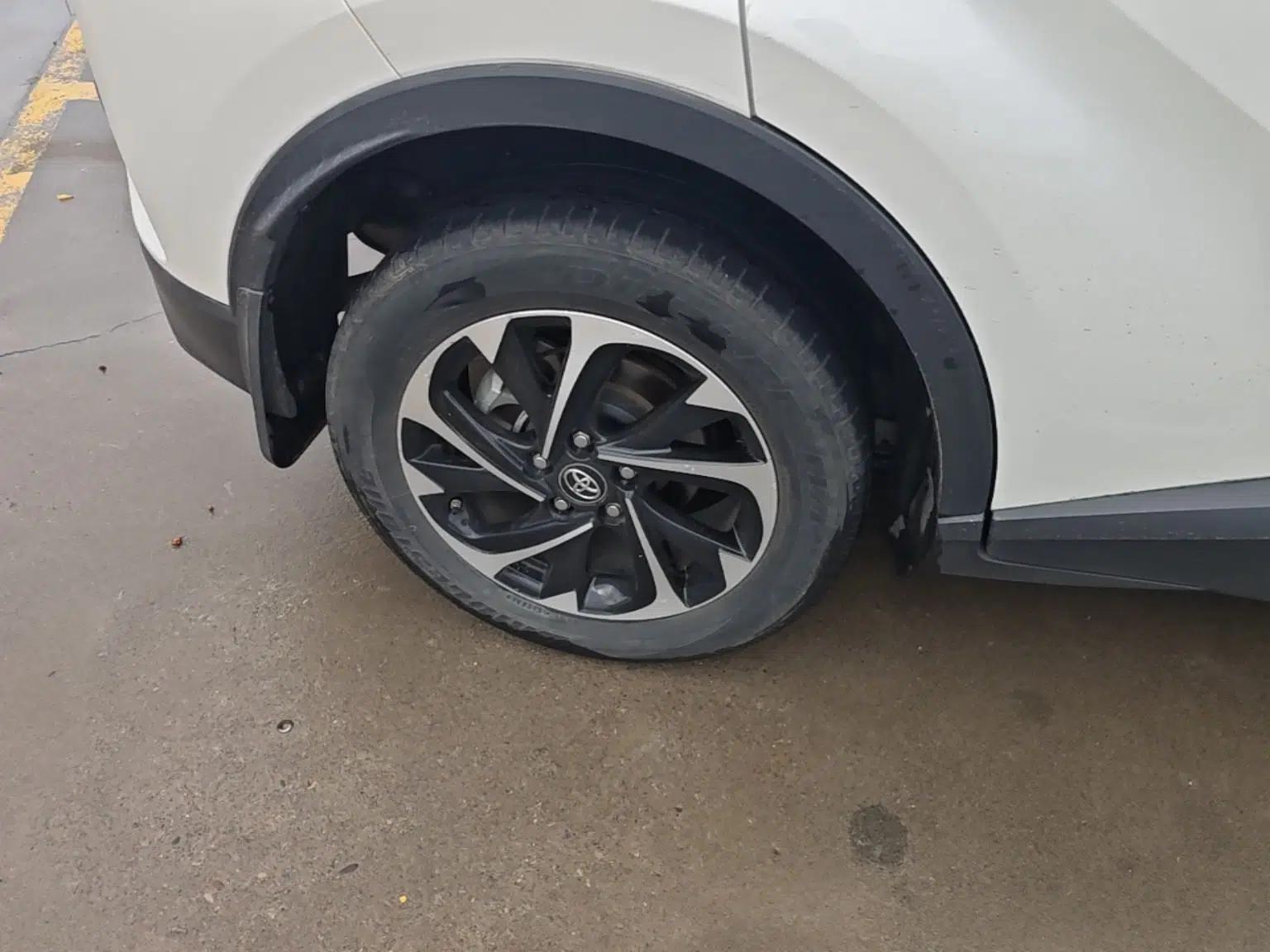Toyota IZOA 2018 2.0L Yichi Edition China V Standard — миниатюра 11