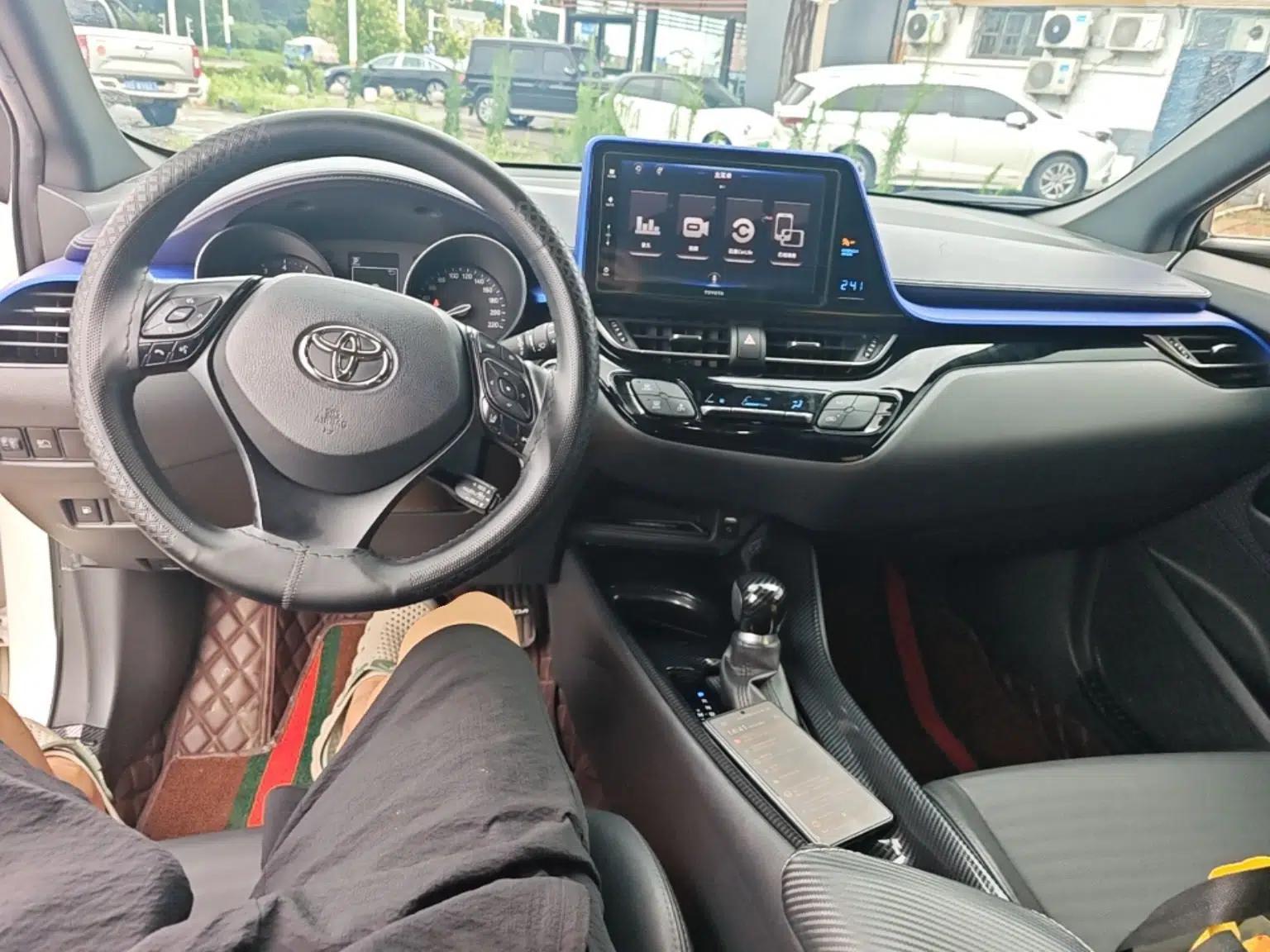 Toyota IZOA 2018 2.0L Yichi Edition China V Standard — миниатюра 12